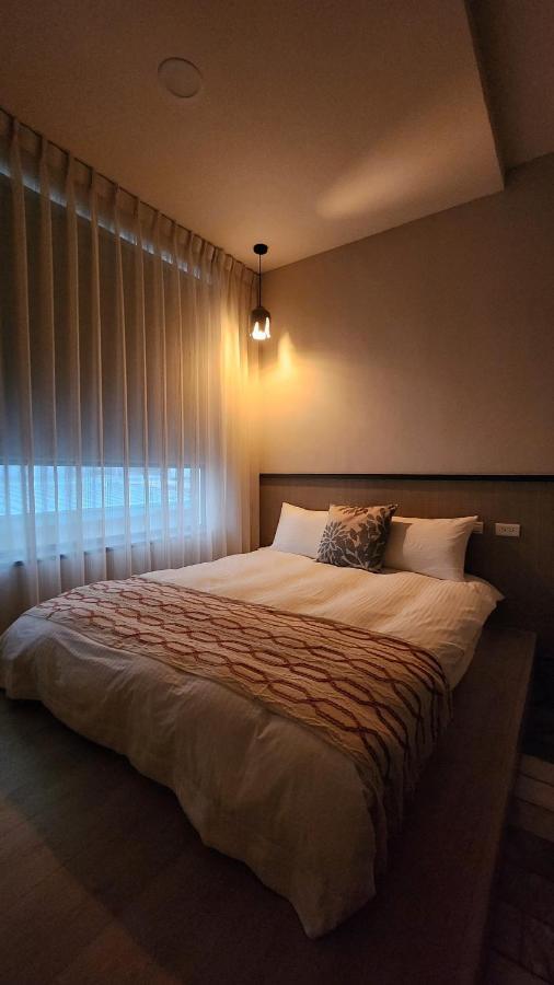 定春行旅 Haru Guesthouse Tainan Bagian luar foto